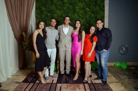 Fotografia de formatura, fotógrafo de eventos, fotógrafo de formatura em gv, fotógrafo em gv, fotógrafo em Governador Valadares MG, Shanti Amaral Fotografia.'