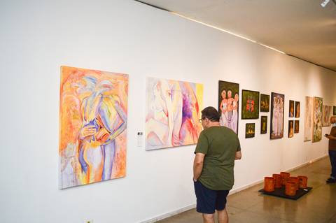 Fotógrafo de eventos, cobertura fotográfica de eventos, foto de exposição, fotógrafo arte, exposição de arte, fotógrafo gv, fotógrafo em Governador Valadares MG, Shanti Amaral Fotografia.'