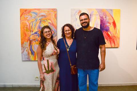 Fotógrafo de eventos, cobertura fotográfica de eventos, foto de exposição, fotógrafo arte, exposição de arte, fotógrafo gv, fotógrafo em Governador Valadares MG, Shanti Amaral Fotografia.'