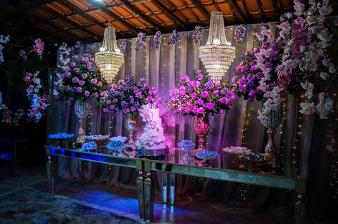 Fotógrafo de eventos, cobertura fotográfica de eventos, fotografia de aniversários, aniversario 18 anos, fotógrafo gv, fotógrafo em Governador Valadares MG, Shanti Amaral Fotografia.'