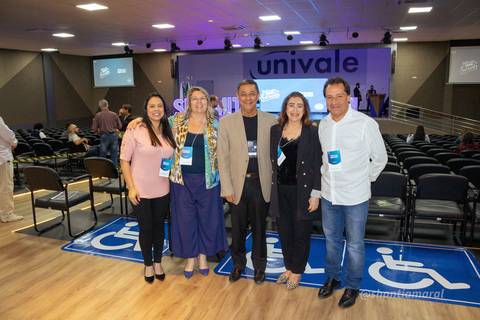 Fotógrafo de eventos, cobertura fotográfica de eventos, foto de eventos, desenvolvimento pessoal, global summit, fotógrafo gv, fotógrafo em Governador Valadares MG, Shanti Amaral Fotografia.'