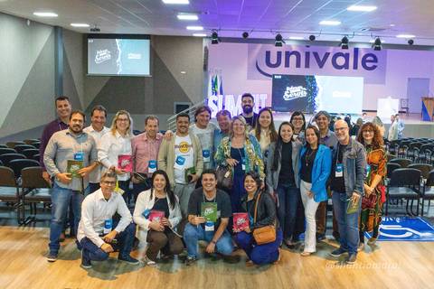 Fotógrafo de eventos, cobertura fotográfica de eventos, foto de eventos, desenvolvimento pessoal, global summit, fotógrafo gv, fotógrafo em Governador Valadares MG, Shanti Amaral Fotografia.'