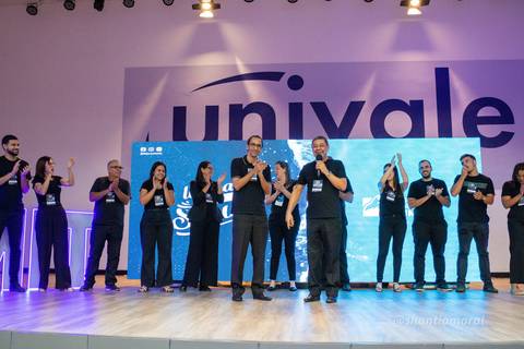 Fotógrafo de eventos, cobertura fotográfica de eventos, foto de eventos, desenvolvimento pessoal, global summit, fotógrafo gv, fotógrafo em Governador Valadares MG, Shanti Amaral Fotografia.'