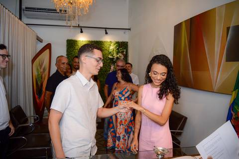 Fotografia de casamentos, fotografo casamento civil, fotografo casamento cartório, fotógrafo de eventos, fotografo de casamento em gv, fotógrafo em gv, fotógrafo em Governador Valadares MG, Shanti Amaral Fotografia.'