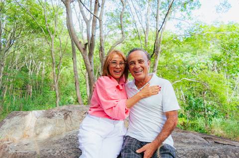 Ensaio fotográfico família, fotógrafo de família, ensaio família na natureza, ensaio fotográfico externo família, fotógrafo gv, fotógrafo em Governador Valadares MG, Shanti Amaral Fotografia.'