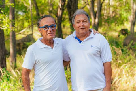 Ensaio fotográfico família, fotógrafo de família, ensaio família na natureza, ensaio fotográfico externo família, fotógrafo gv, fotógrafo em Governador Valadares MG, Shanti Amaral Fotografia.'