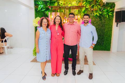 Ensaio fotográfico família, fotografo chá de fralda, fotografo de eventos em gv, fotógrafo de família, fotógrafo gv, fotógrafo em Governador Valadares MG, Shanti Amaral Fotografia.'