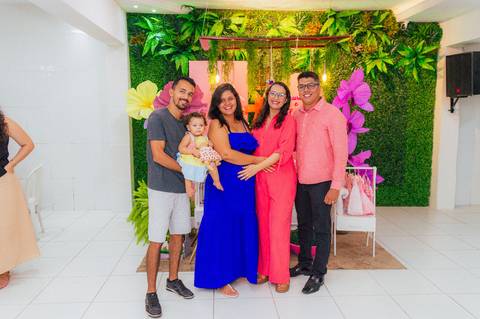 Ensaio fotográfico família, fotografo chá de fralda, fotografo de eventos em gv, fotógrafo de família, fotógrafo gv, fotógrafo em Governador Valadares MG, Shanti Amaral Fotografia.'