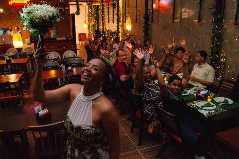 Fotógrafo de eventos, fotografo de casamento, fotografo jantar de casamento, cobertura fotográfica de eventos, foto de eventos, fotógrafo gv, fotógrafo em Governador Valadares MG, Shanti Amaral Fotografia.'