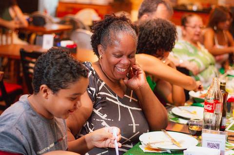 Fotógrafo de eventos, fotografo de casamento, fotografo jantar de casamento, cobertura fotográfica de eventos, foto de eventos, fotógrafo gv, fotógrafo em Governador Valadares MG, Shanti Amaral Fotografia.'