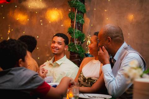 Fotógrafo de eventos, fotografo de casamento, fotografo jantar de casamento, cobertura fotográfica de eventos, foto de eventos, fotógrafo gv, fotógrafo em Governador Valadares MG, Shanti Amaral Fotografia.'