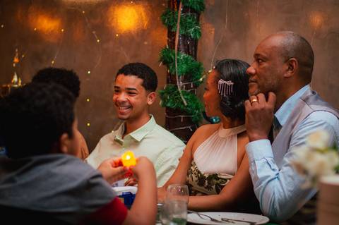 Fotógrafo de eventos, fotografo de casamento, fotografo jantar de casamento, cobertura fotográfica de eventos, foto de eventos, fotógrafo gv, fotógrafo em Governador Valadares MG, Shanti Amaral Fotografia.'