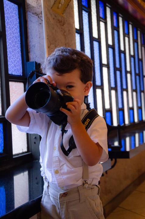 Fotógrafo na Paróquia Nossa Senhora Aparecida, fotografo de batizado católico, fotografo de batismo, batismo na igreja em gv, batismo católico em gv mg, cobertura fotográfica de eventos, foto de eventos, fotógrafo em gv, Shanti Amaral Fotografia.'