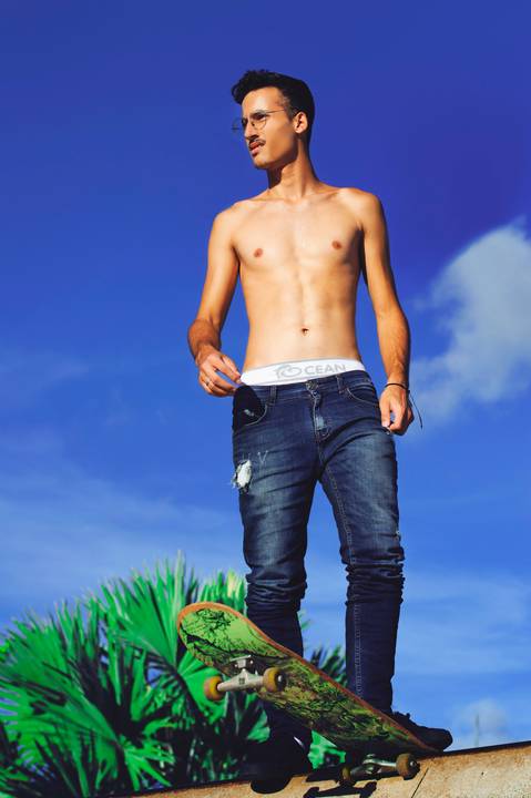 Ensaio urbano masculino Agência Cricaré'