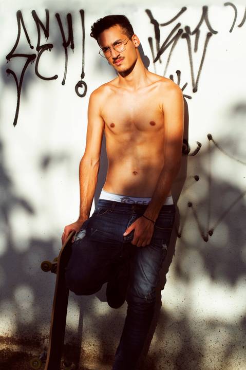 Ensaio urbano masculino Agência Cricaré'