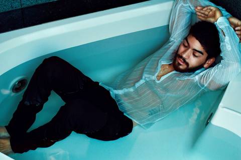 Ensaio masculino interno em São Mateus, ensaio masculino urbano, ilha de guriri es, ensaio praiano, fotógrafo ilha de guriri es, fotógrafo em São Mateus ES, Shanti Amaral Fotografia.'