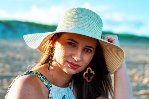 Ensaio externo feminino praia Agência Cricaré'