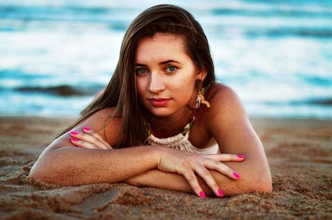 Ensaio externo feminino praia Agência Cricaré'