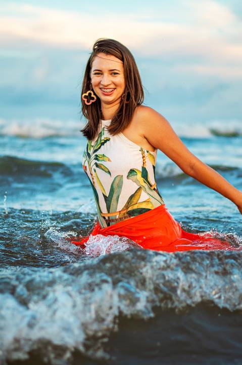 Ensaio externo feminino praia Agência Cricaré'