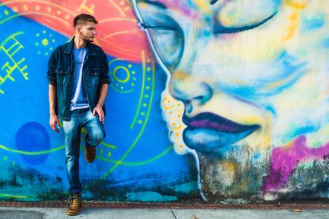 Ensaio urbano masculino Léo Tressmann Agência Cricaré'