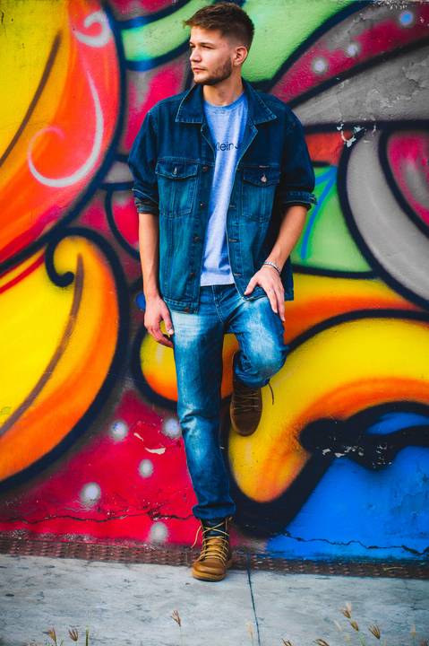 Ensaio urbano masculino Léo Tressmann Agência Cricaré'