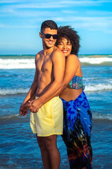 Ensaio externo casal Kézia + Rafael, Guriri São Mateus, Agência Cricaré'