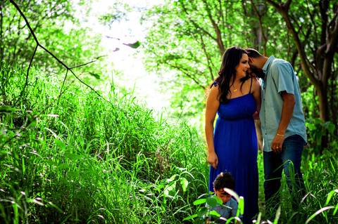 Ensaio fotográfico família, fotógrafo de família, ensaio família na natureza, ensaio fotográfico externo família, fotógrafo gv, fotógrafo em Governador Valadares MG, Shanti Amaral Fotografia.'