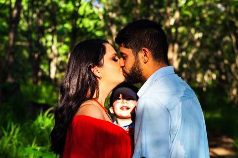 Ensaio fotográfico família, fotógrafo de família, ensaio família na natureza, ensaio fotográfico externo família, fotógrafo gv, fotógrafo em Governador Valadares MG, Shanti Amaral Fotografia.'