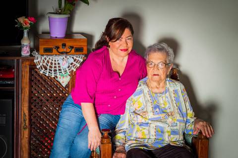 Ensaio fotográfico Família Bahia, em casa idosos, São Mateus ES, Agência Cricaré, Shanti Rabelo'