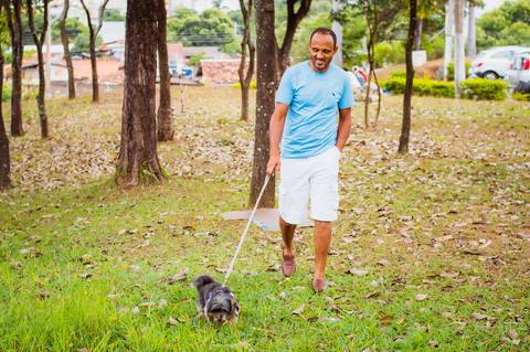 Ensaio fotográfico Família Sudré com pet, externo, Caratinga MG, Agência Cricaré, Shanti Rabelo'