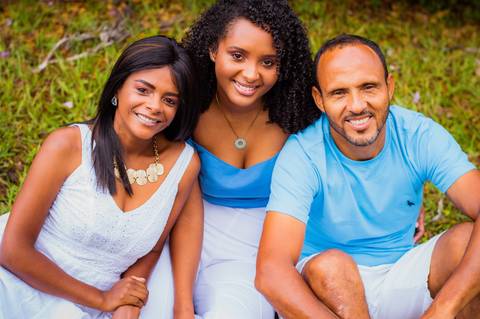 Ensaio fotográfico Família Sudré com pet, externo, Caratinga MG, Agência Cricaré, Shanti Rabelo'