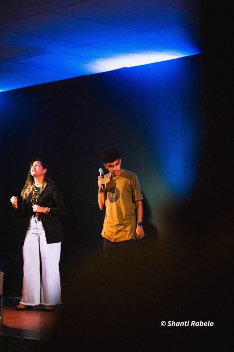 Fotografia de eventos em São Mateus, cobertura fotográfica de eventos, fotógrafo em São Mateus ES, Agência Cricaré, Shanti Rabelo, fotografia em cultos, fotos de congressos, foto de conferências, foto cristão capixaba, foto de músico, foto de pregador.'