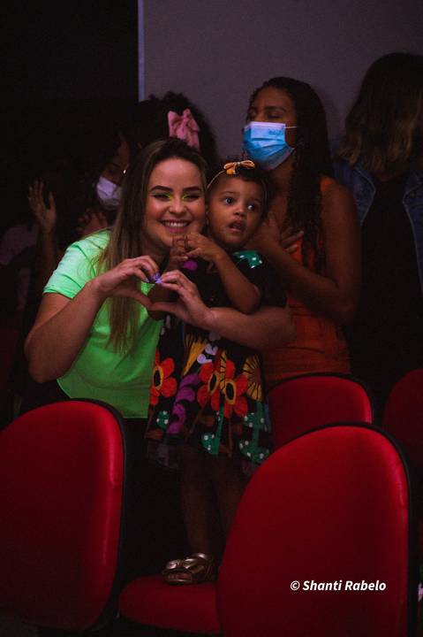 Fotografia de eventos em São Mateus, cobertura fotográfica de eventos, fotógrafo em São Mateus ES, Agência Cricaré, Shanti Rabelo, fotografia em cultos, fotos de congressos, foto de conferências, foto cristão capixaba, foto de músico, foto de pregador.'