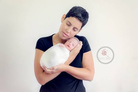  Fotógrafa Damaris Quedevez faz ensaio de recém-nascido encantador em Barra Mansa e Volta Redonda - Rio de Janeiro (Ensaio newborn - Mellina) - Newborn de menina - Newborn Foto com a mãe'