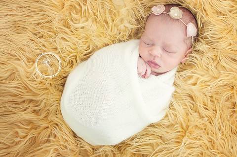 Ensaio newborn e gestante em Barra Mansa e Volta Redonda - Rio de Janeiro | Fotógrafa Damaris Quedevez faz ensaio lindo com recém-nascido - Mãe de menina - Mãe de menino - Ensaio de recém-nascido'