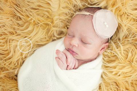 Ensaio newborn e gestante em Barra Mansa e Volta Redonda - Rio de Janeiro | Fotógrafa Damaris Quedevez faz ensaio lindo com recém-nascido - Mãe de menina - Mãe de menino - Ensaio de recém-nascido'