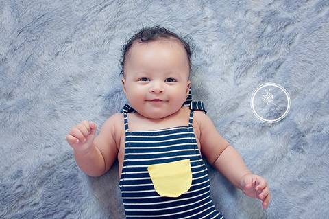 Ensaio de 3 meses do Henry registrado pela Fotógrafa especialista em newborn, gestante, bebê e família Damaris Quedevez em Volta Redonda e Barra Mansa. '