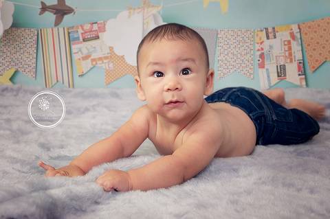 Fotógrafa Damaris Quedevez faz ensaio de 6 meses encantador em Barra Mansa e Volta Redonda - RJ (Ensaio de bebê - Davi | Newborn Gestante Bebê Família) Foto de bebê'