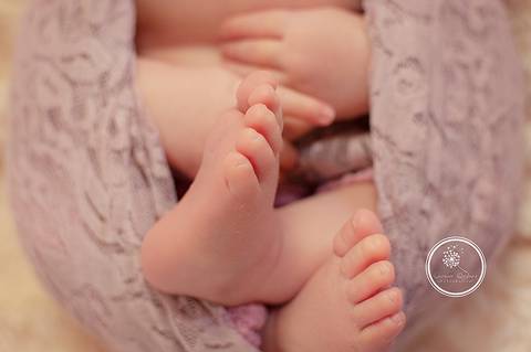 Newborn menina. Bebê recém-nascido menina. Newborn Volta Redonda. Newborn Barra Mansa'