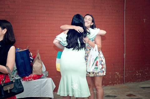 Chá de bebê do menino Lucas, lindo, no estilo rústico, com o cacho de bolas desconstruído. Com o tema de elefantinho a combinação de azul, amarelo e cinza ficaram perfeitas. o chevron deu um toque especial nesse chá de bebê.'