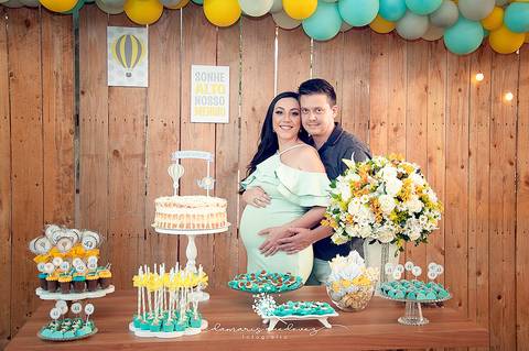 Chá de bebê do menino Lucas, lindo, estilo rústico, com o cacho de bolas desconstruído. Com o tema de elefantinho a combinação de azul, amarelo e cinza ficaram perfeitas. o chevron deu um toque especial no chá de bebê. Patrícia Monlevad e Marcos Abrantes'