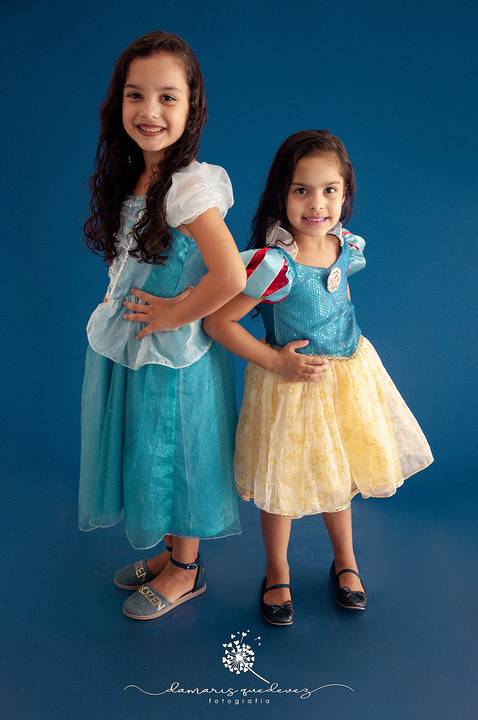 Fotógrafa de Barra Mansa e Volta Redonda realiza ensaio lindo com crianças. Essa linda menina se chama Júlia e trouxe muita alegria para o nosso estúdio.'