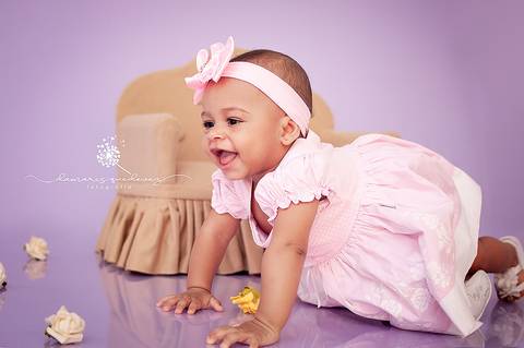 Fotógrafa de Volta Redonda e Barra Mansa realiza sessão de Acompanhamento trimestral e semestral em seu estúdio fotográfico na Região Sul Fluminense de Rio de Janeiro.'