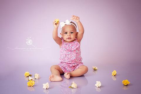 Fotógrafa de Volta Redonda e Barra Mansa realiza sessão de Acompanhamento trimestral e semestral em seu estúdio fotográfico na Região Sul Fluminense de Rio de Janeiro.'