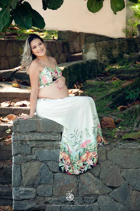 Fotógrafa de Volta Redonda e Barra Mansa realiza sessão de gestante no hotel Bela Vista na Região Sul Fluminense de Rio de Janeiro. Grávida linda Larissa Bastos'