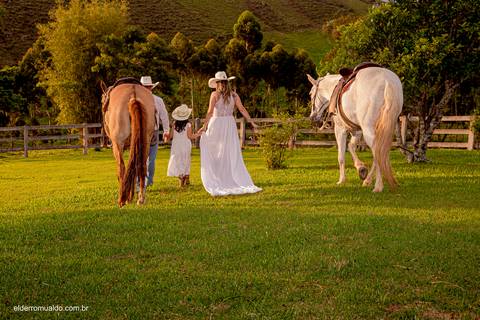Fotografo - Casamentos - Pré Wedding - Ensaios - Cambuí - sul de Minas - Fotografo para Casamento - Bom Repouso  - Cambuí - Senador Amaral-estiva - Camanducaia'