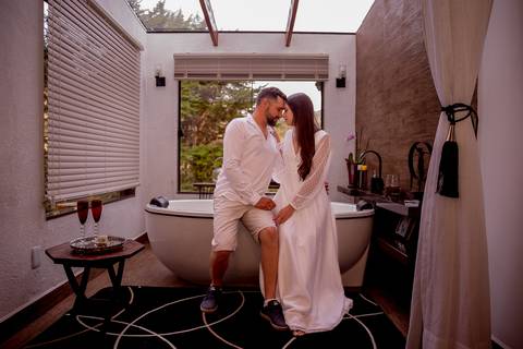 @maaryrrosa @djmayaracosta #elderromualdo @estudio_er_producoes #cambuimg #cambuímg #bomrepousomg #senadoramaral #bordadamata #tocosdomoji #camanducaiamg #estivamg #elderromualdo #noivas #casadenoivas'