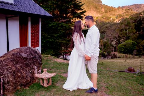 @maaryrrosa @djmayaracosta #elderromualdo @estudio_er_producoes #cambuimg #cambuímg #bomrepousomg #senadoramaral #bordadamata #tocosdomoji #camanducaiamg #estivamg #elderromualdo #noivas #casadenoivas'