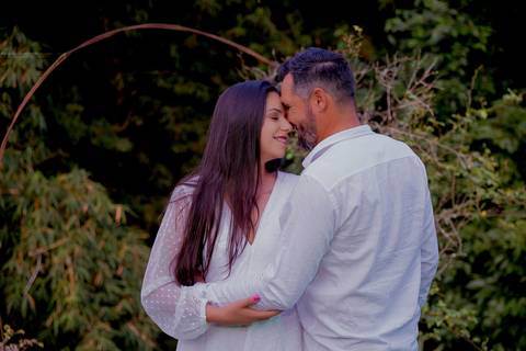 @maaryrrosa @djmayaracosta #elderromualdo @estudio_er_producoes #cambuimg #cambuímg #bomrepousomg #senadoramaral #bordadamata #tocosdomoji #camanducaiamg #estivamg #elderromualdo #noivas #casadenoivas'