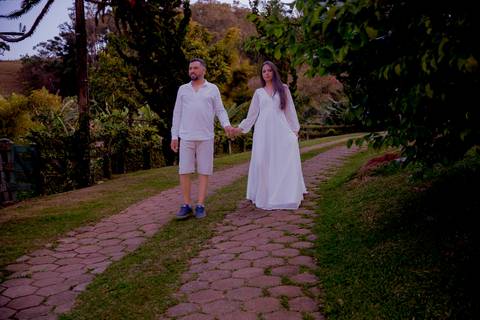 @maaryrrosa @djmayaracosta #elderromualdo @estudio_er_producoes #cambuimg #cambuímg #bomrepousomg #senadoramaral #bordadamata #tocosdomoji #camanducaiamg #estivamg #elderromualdo #noivas #casadenoivas'